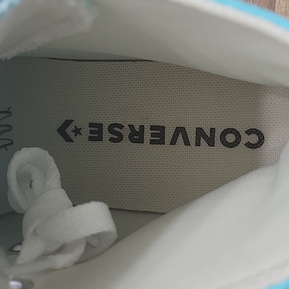 Converse high top Brand new in the box no lid. - Picture 13 of 13